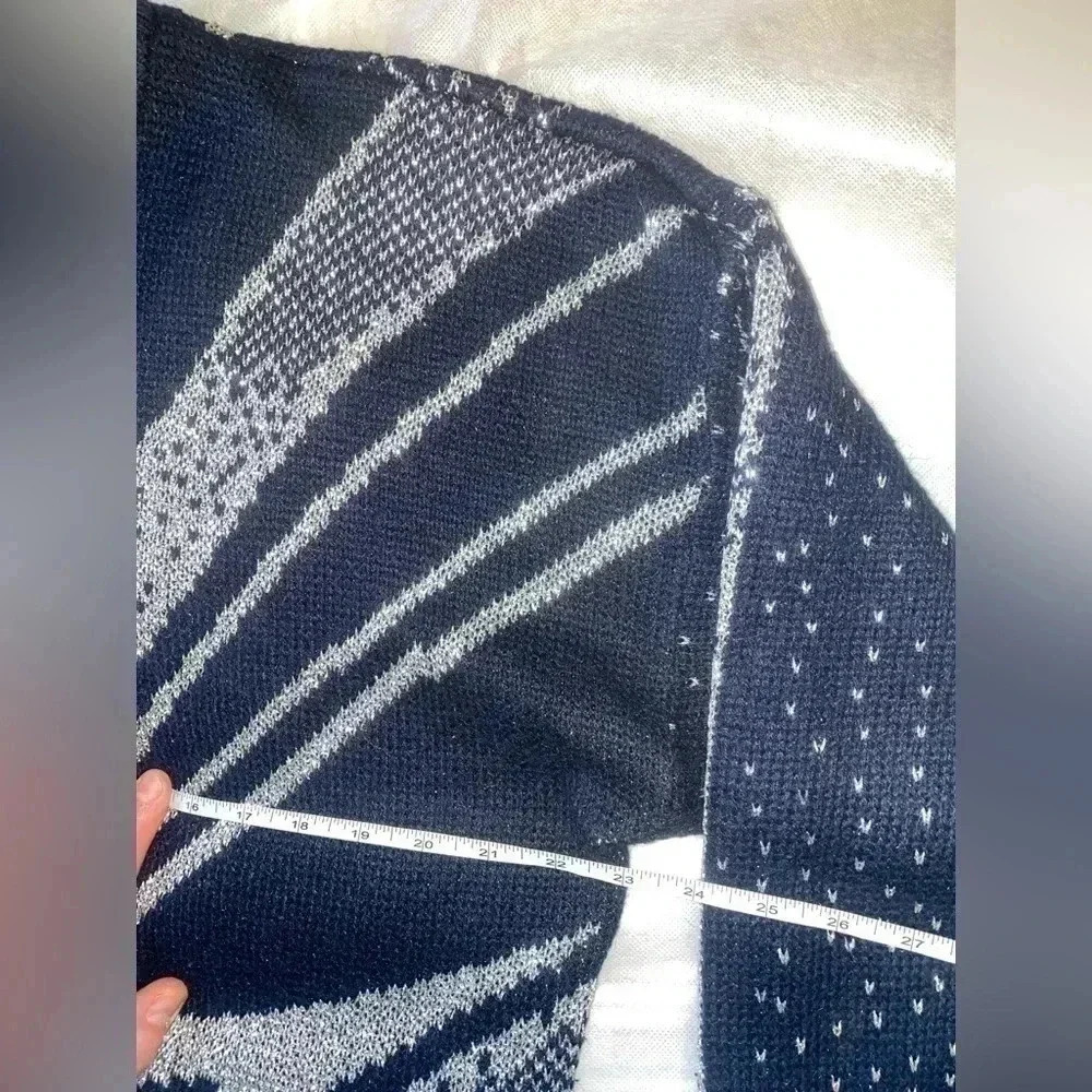 Vintage Sweater made in Israel 🇮🇱 - Picture 4 of 9
